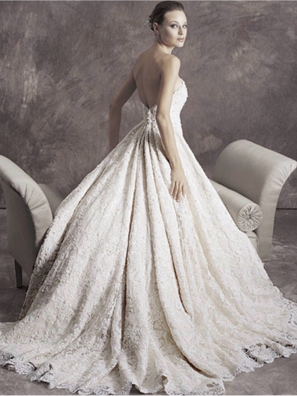 STUNNING TOMASINA Strapless Ivory Lace Ball Gown Wedding Dress